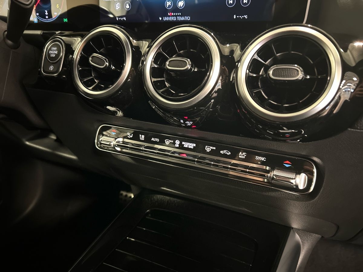 Mercedes Classe B Classe B 180 D Premium 7G-DCT - 14