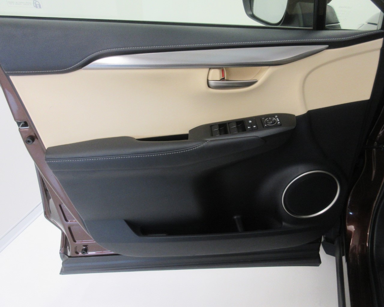 Lexus NX NX 300 2.5 Hybrid Icon 4WD CVT - 11