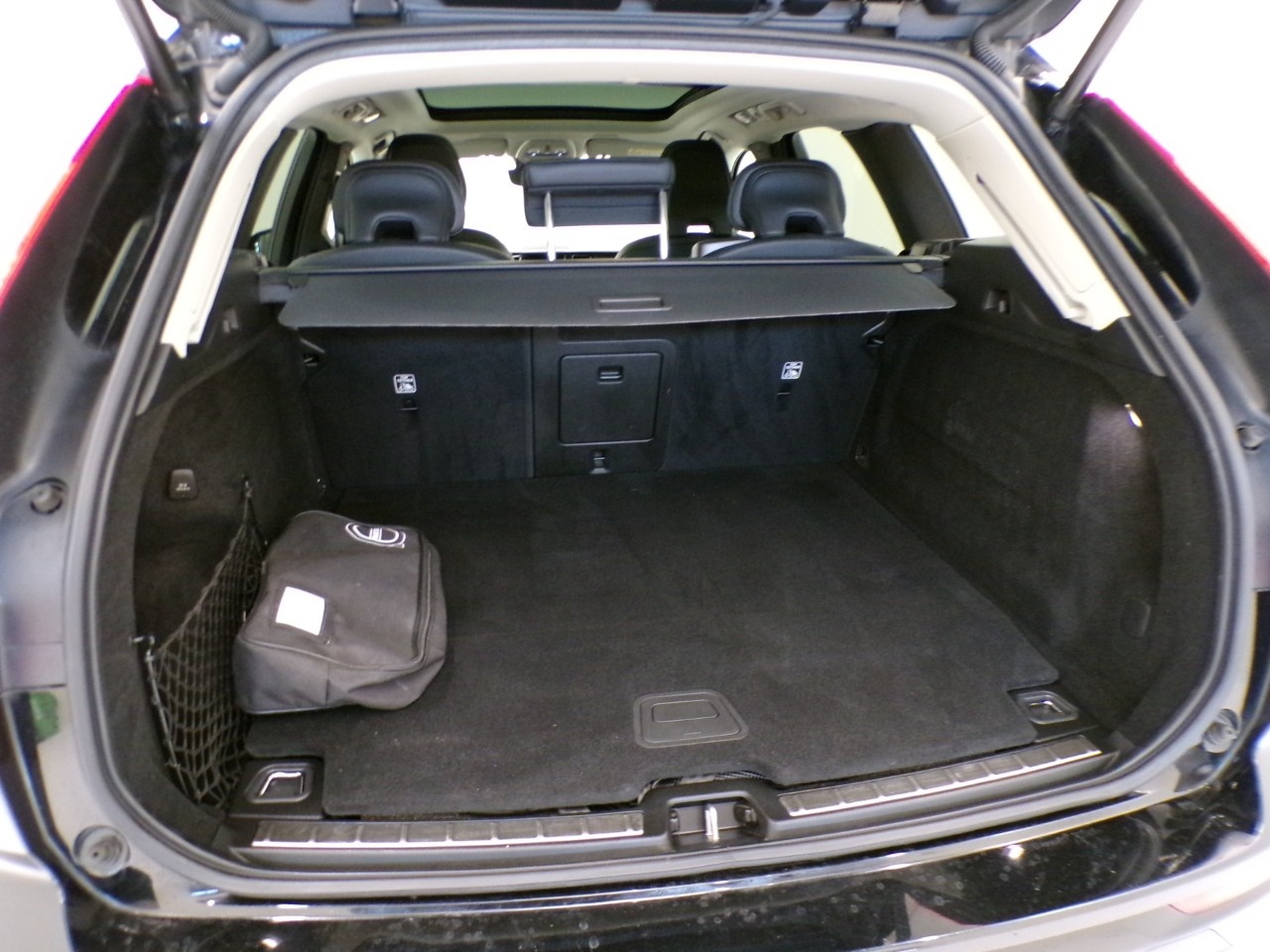 Volvo XC60 XC60 2.0 T6 Recharge Plug-in Hybrid  Inscription AWD automatico - 9