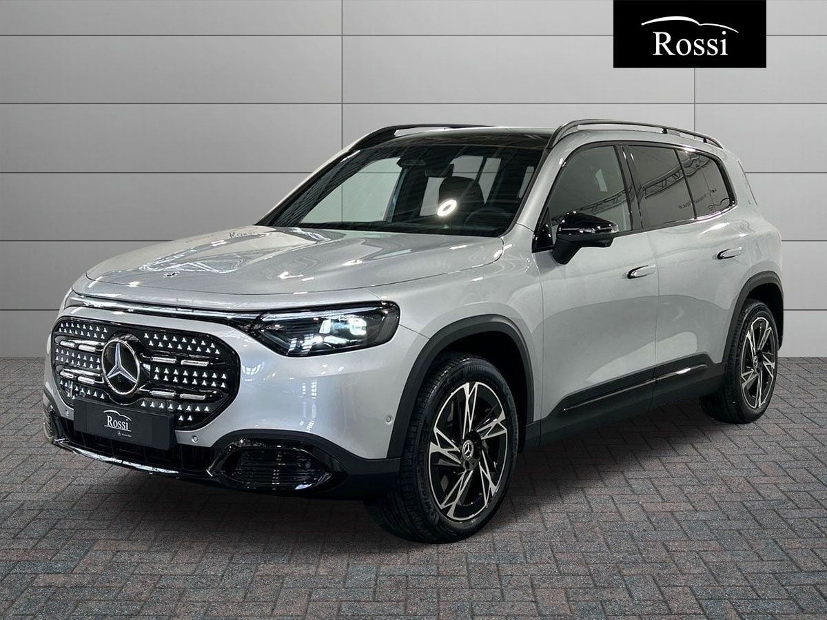 Mercedes-Benz GLB 250+ con tecnologia EQ