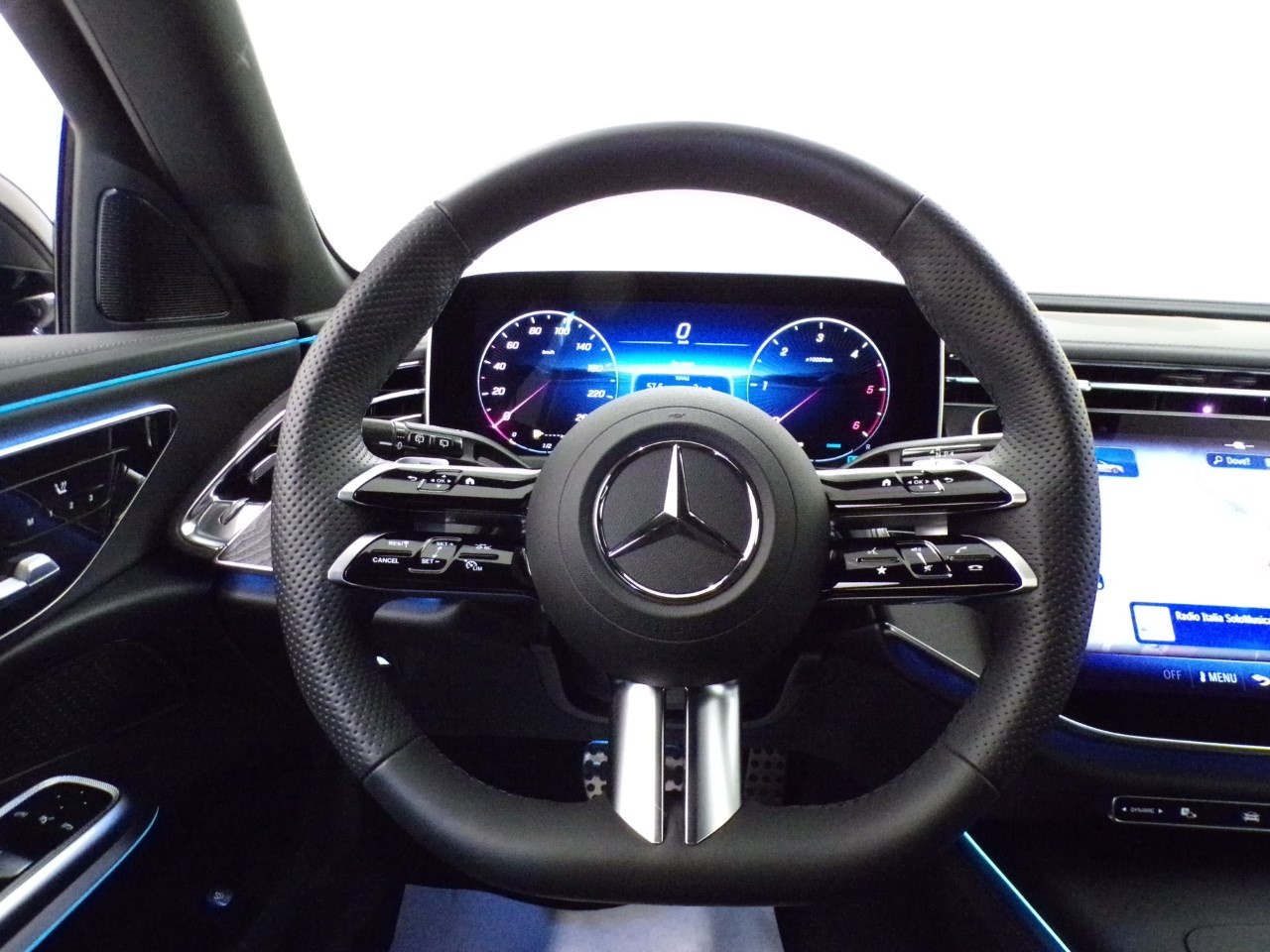 Mercedes  Classe E Station Wagon 220 d AMG Line Advanced Plus 9G-Tronic - 15