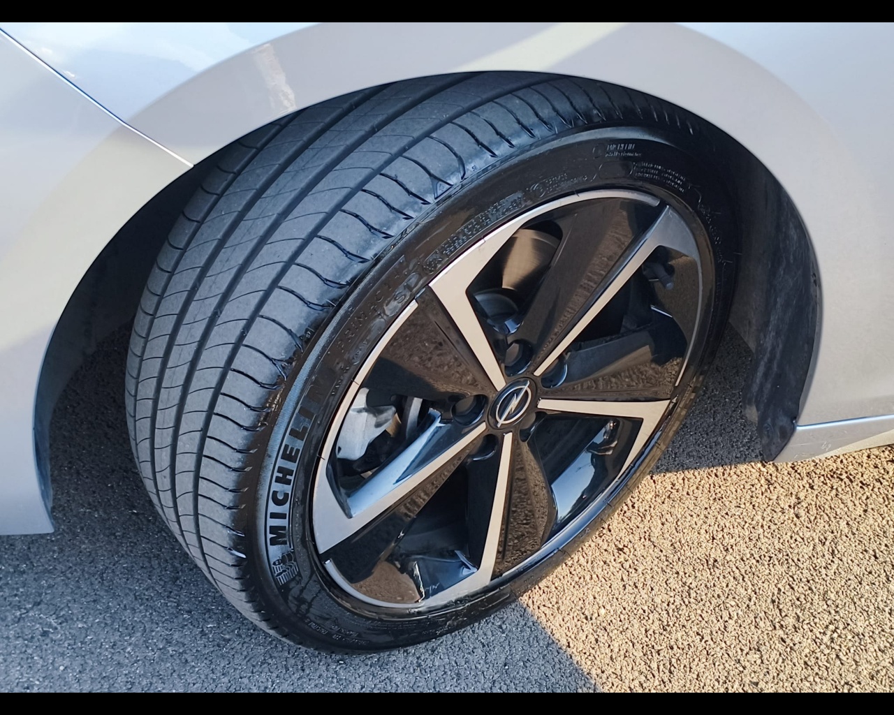 Foto OPEL Astra 1.5 Elegance s&s 130cv at8