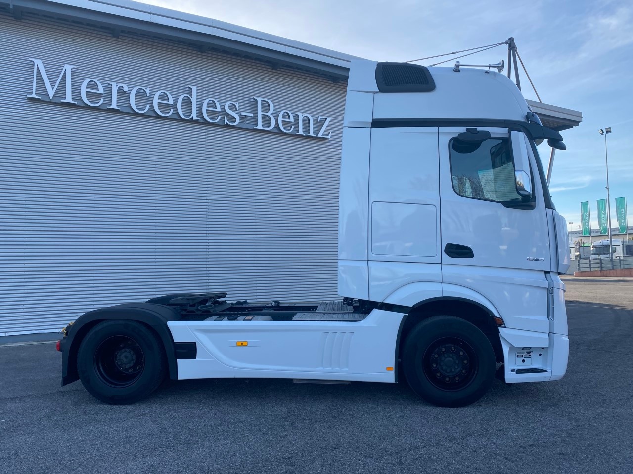 Mercedes Actros actros 1853 LS flat cab. Str.Sp.2,5 Euro VI - 2