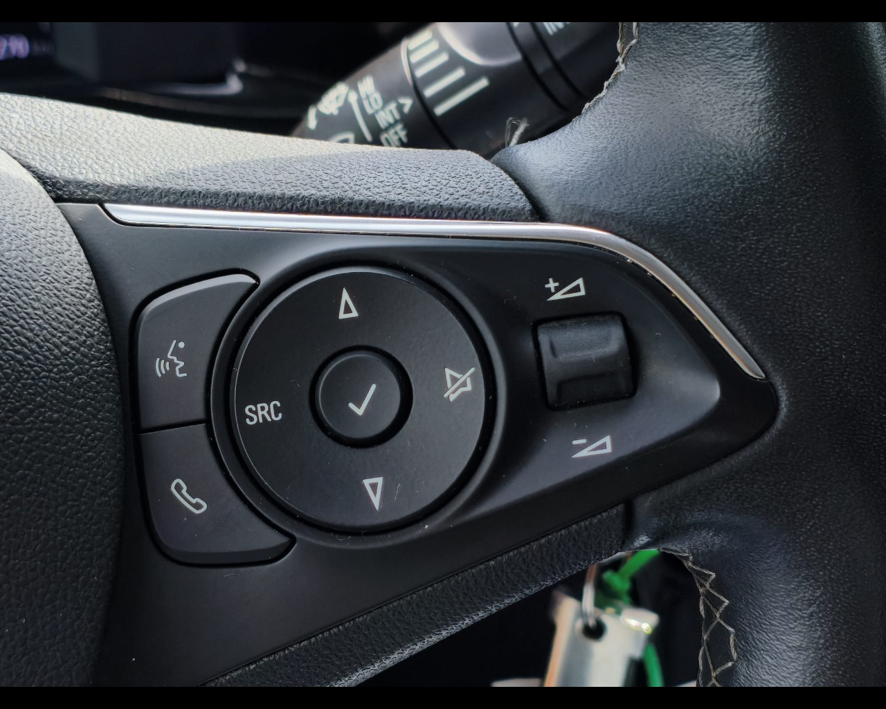 Foto OPEL Mokka 1.2 t Edition s&s 100cv
