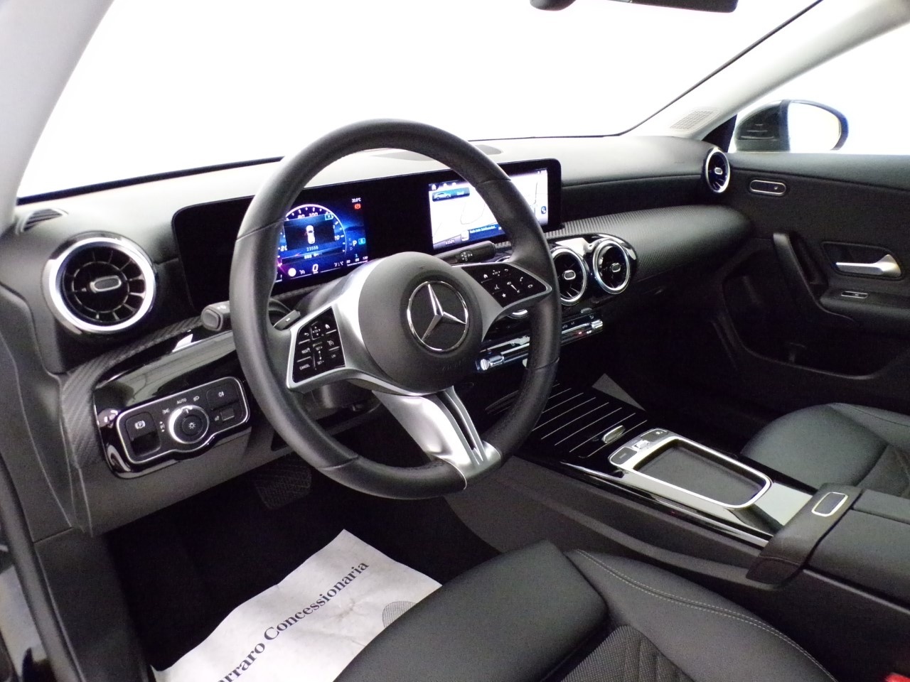 Mercedes  CLA Shooting Brake 180 D Advanced 8G-DCT - 11