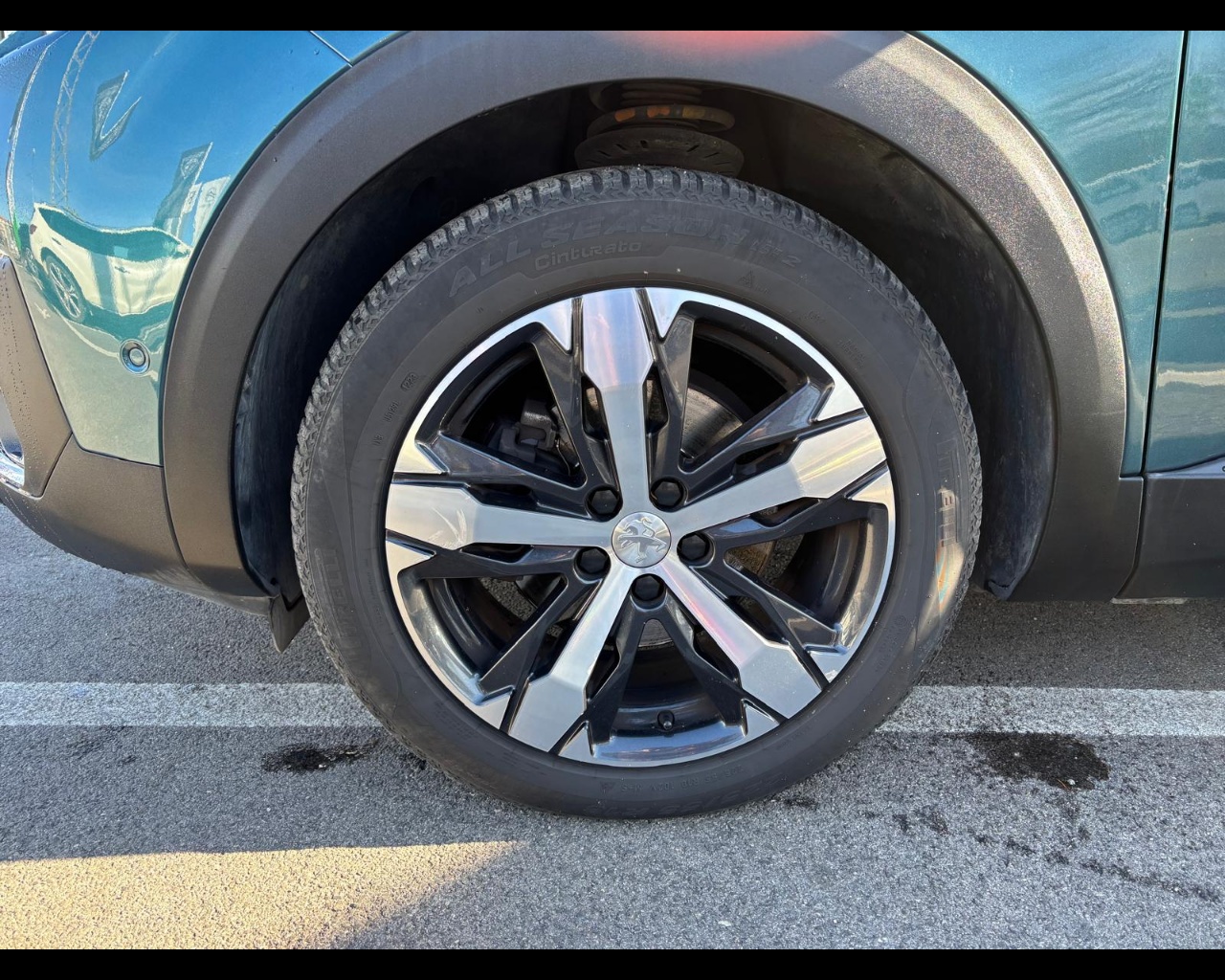 Foto PEUGEOT 5008 1.6 bluehdi Allure s&s 120cv 7p.ti eat6