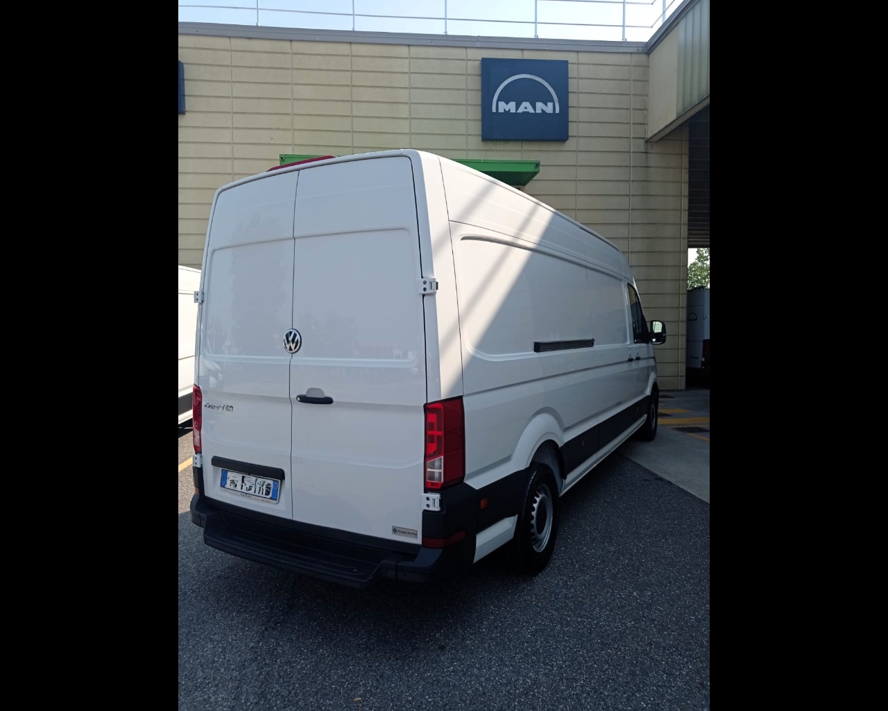 VOLKSWAGEN CRAFTER