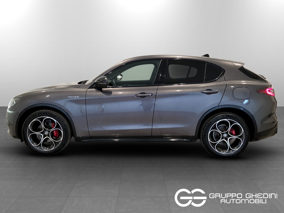 ALFA ROMEO Stelvio 2.2 t Veloce Q4 210cv auto Diesel usato - 1