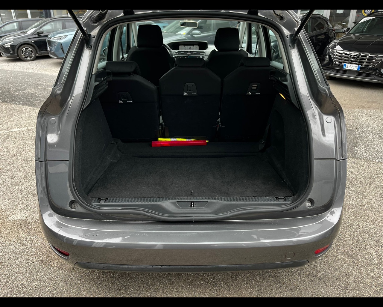 Foto CITROEN C4 Picasso 1.6 bluehdi Business s&s 100cv 