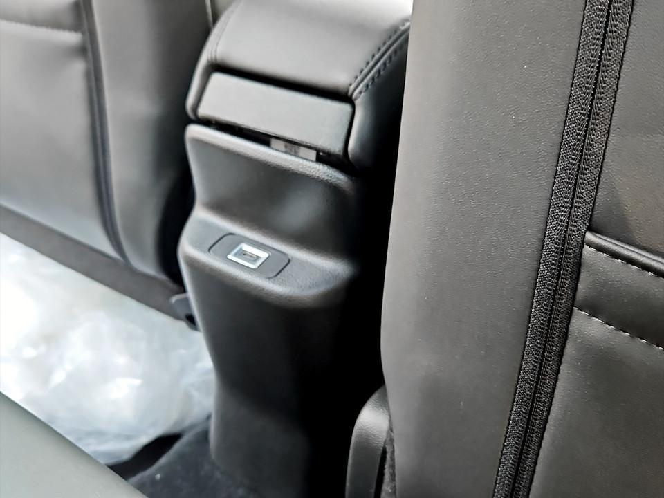 JEEP Avenger E-Hybrid Altitude 1.2 110cv Dct Mhev Ibrida km0 - 17