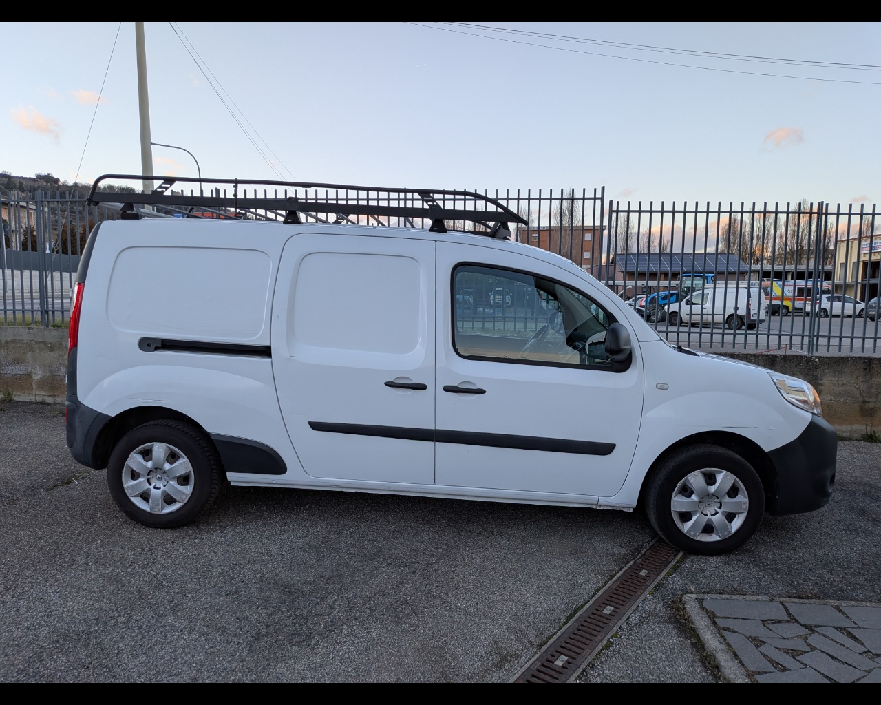Foto RENAULT kangoo express 1.5 dci 90cv maxi energy Ice S&S 