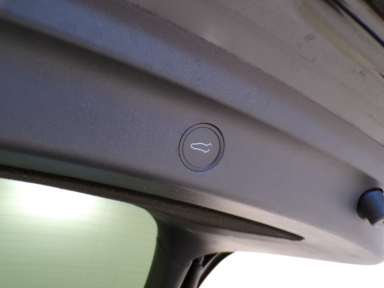 Tesla Model Y Model Y Dual Motor Long Range AWD - 10