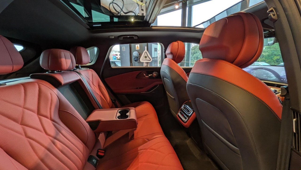 Omoda OMODA 9 9 - SHS-P 1.5TGDI - Trazione AWD - Premium - 14