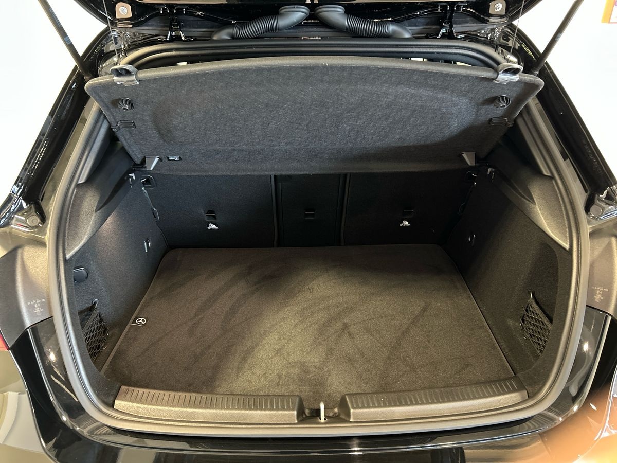 Mercedes  Classe A 200 Progressive Advanced Plus 7G-DCT - 8