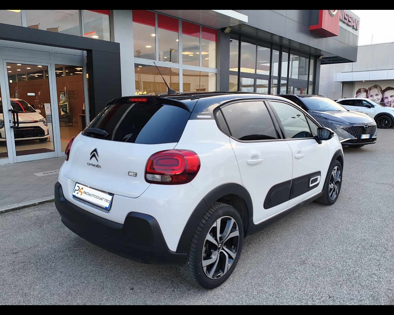 Foto CITROEN C3 1.5 bluehdi Shine Pack s&s 100cv 6m
