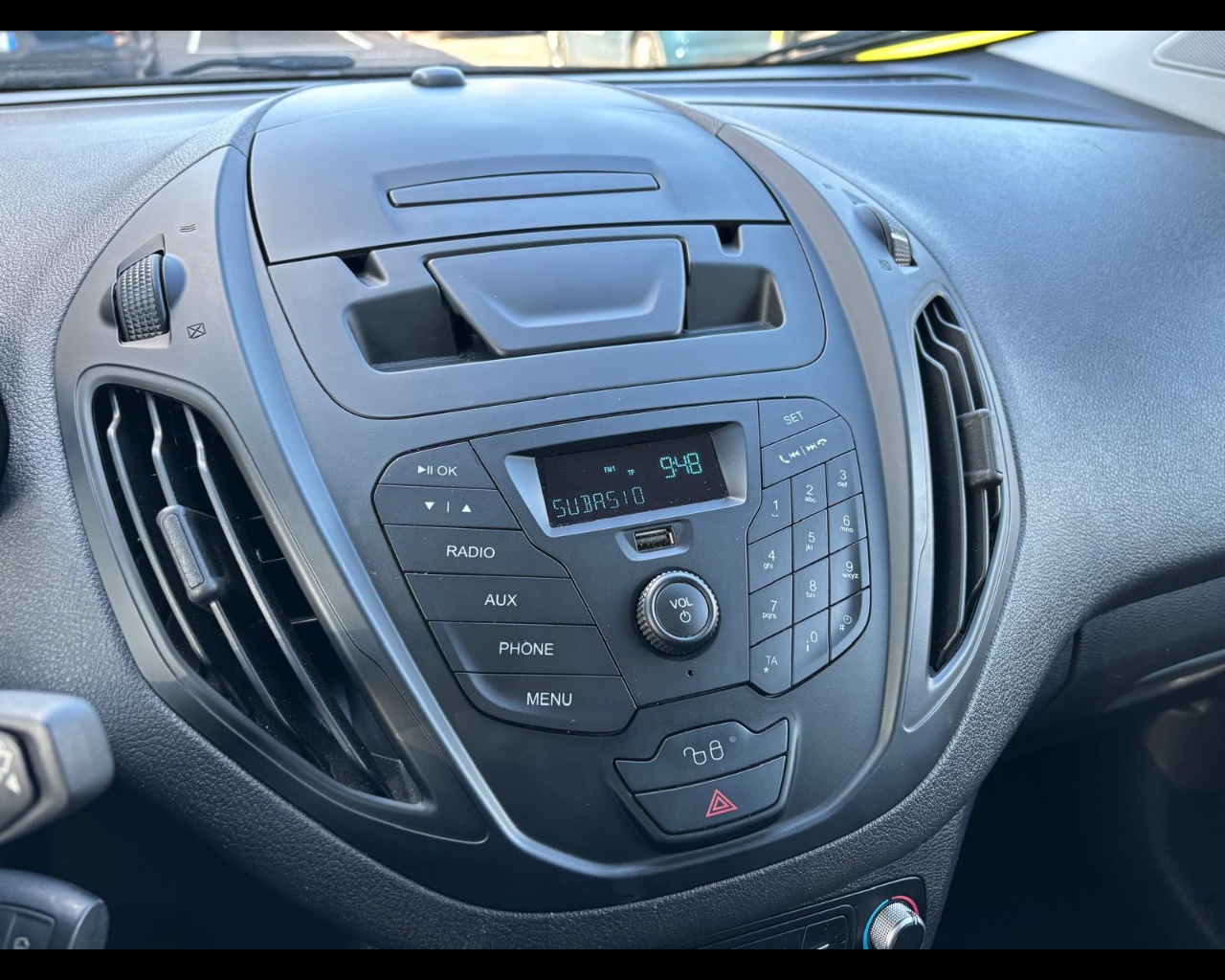 Foto FORD Transit Courier 1.5 tdci 75cv S&S Trend 