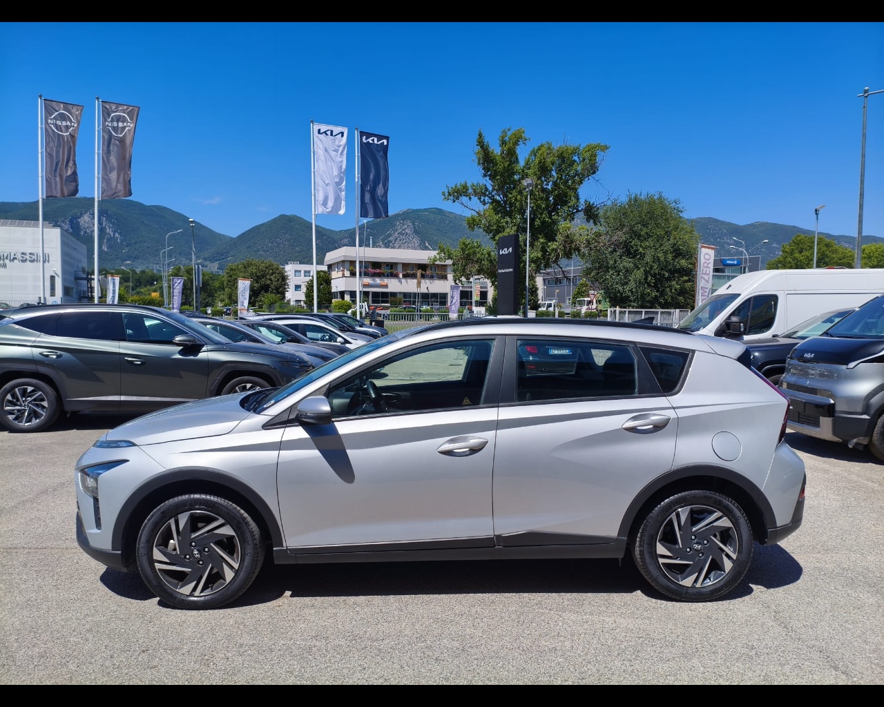 Foto HYUNDAI Bayon 1.2 mpi Xline