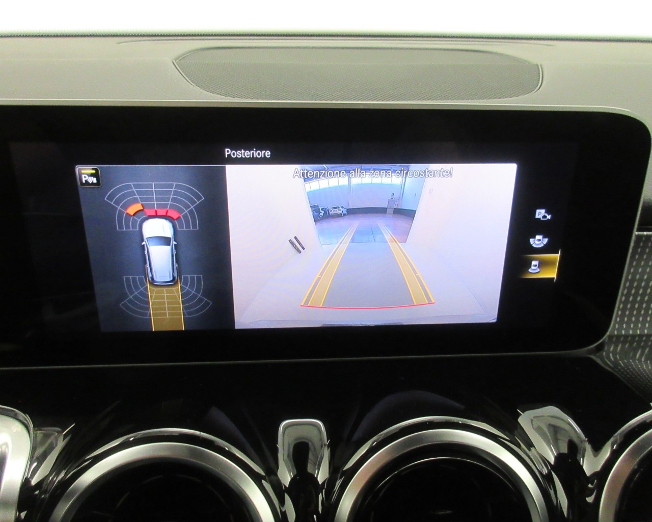 Mercedes GLB GLB 180 D Sport Plus 8G-DCT - 17