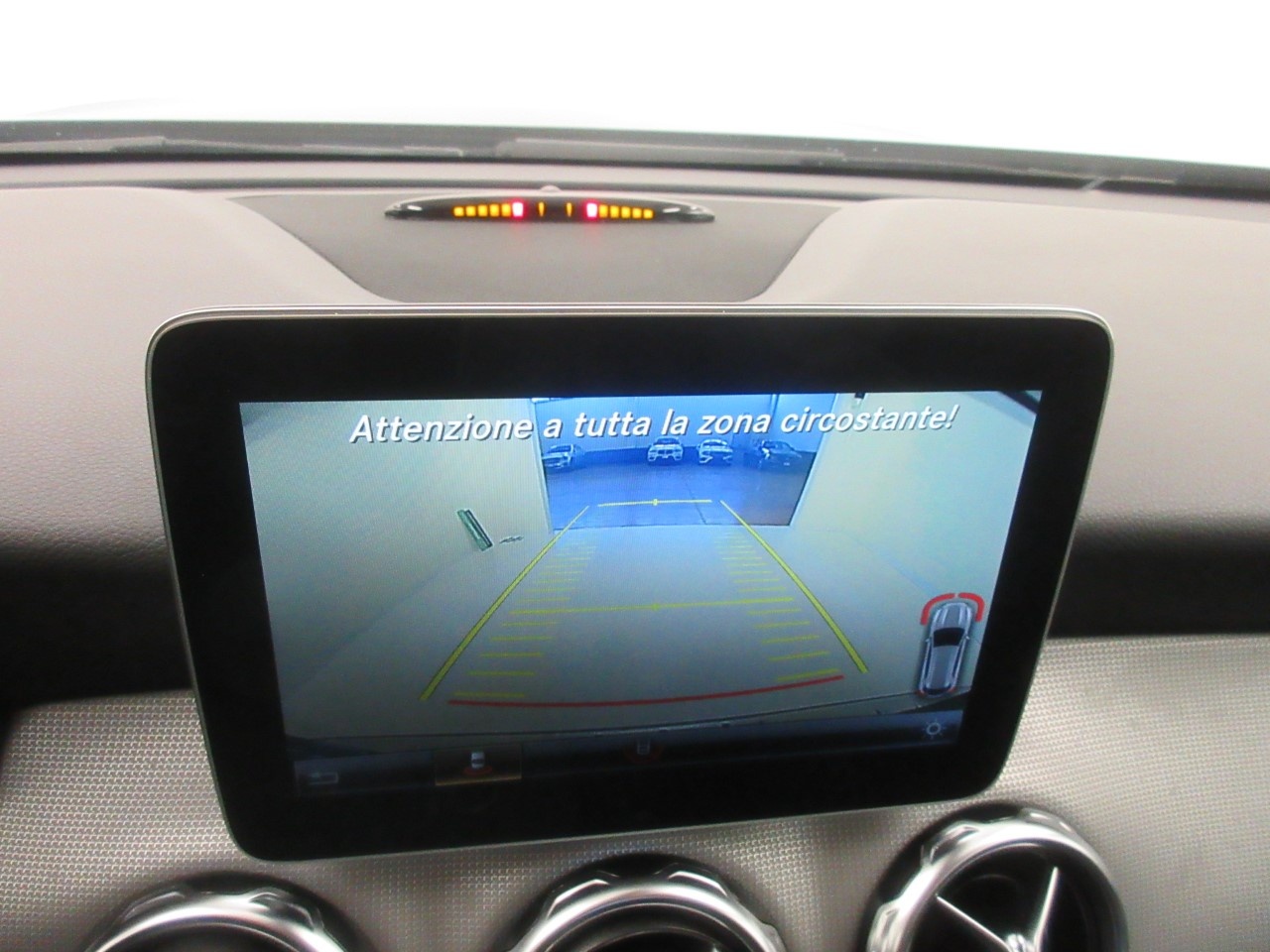 Mercedes GLA GLA 180 Sport 7G-DCT - 19