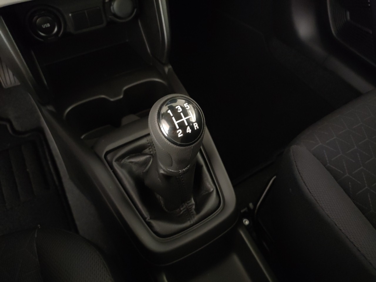 Suzuki Swift Nuovo Ibrido benzina Swift Porto Mantovano