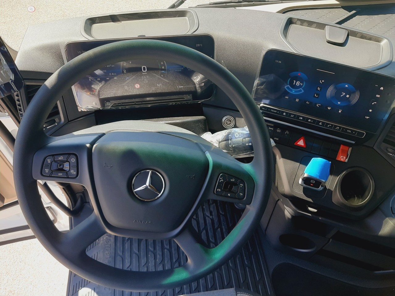 Mercedes Actros New Actros L ProCabin 1848 LS - 10