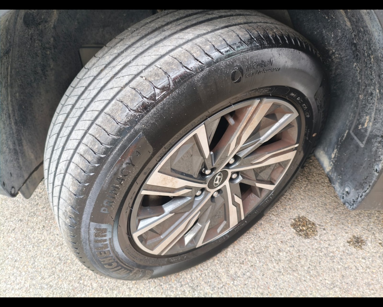 Foto HYUNDAI Tucson 1.6 t-gdi 48V Xtech 2wd imt