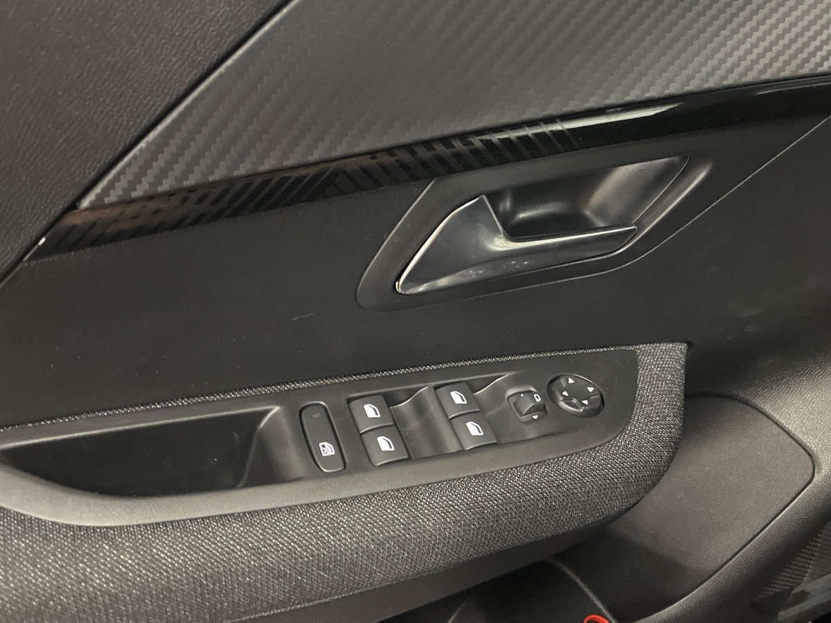 Peugeot 208 Nuovo Ibrido benzina 208 Verona