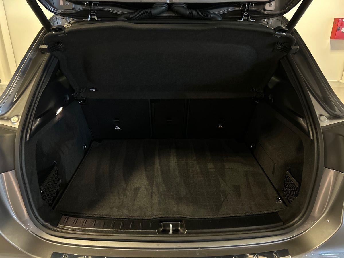 Mercedes GLA GLA 200 D Progressive Advanced Plus 8G-DCT - 8