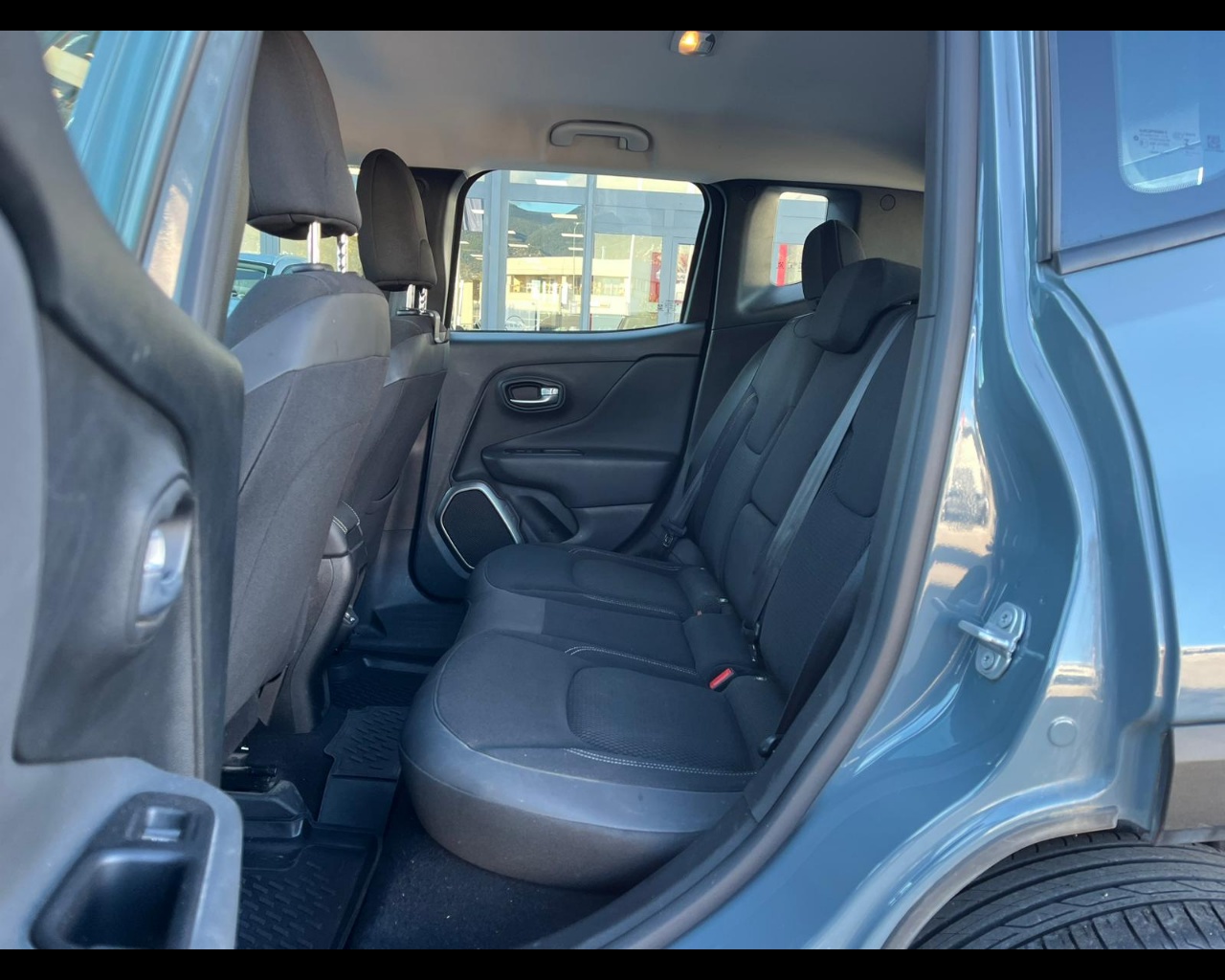 Foto JEEP Renegade 2.0 mjt Limited 4wd 140cv auto 9m