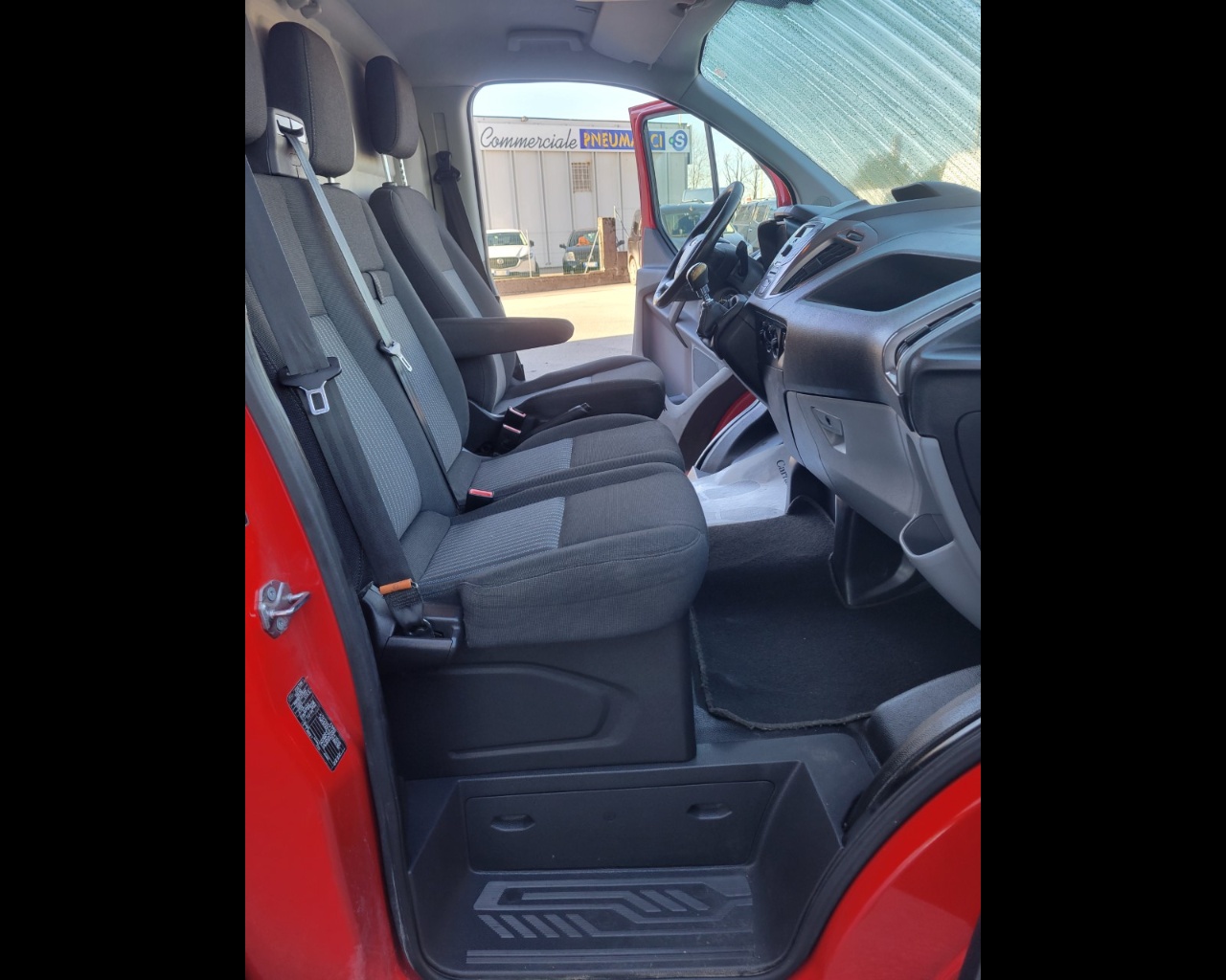 Ford Transit Custom I transit custom 270 2.0 tdci 130cv Trend L1H1 E6 - 7