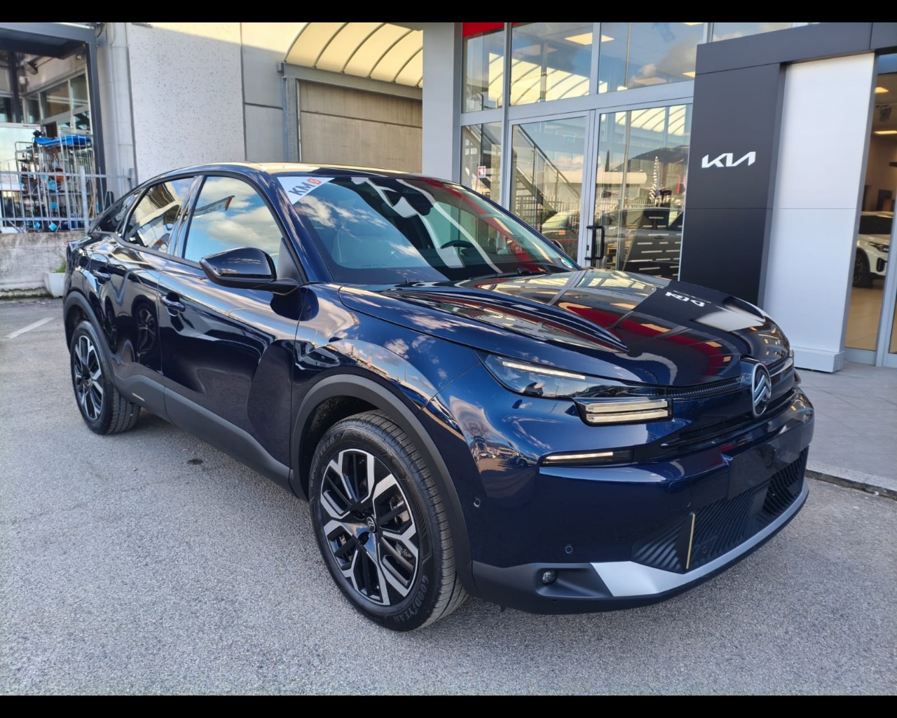 Foto CITROEN C4 1.2 hybrid Max 136cv e-dcs6