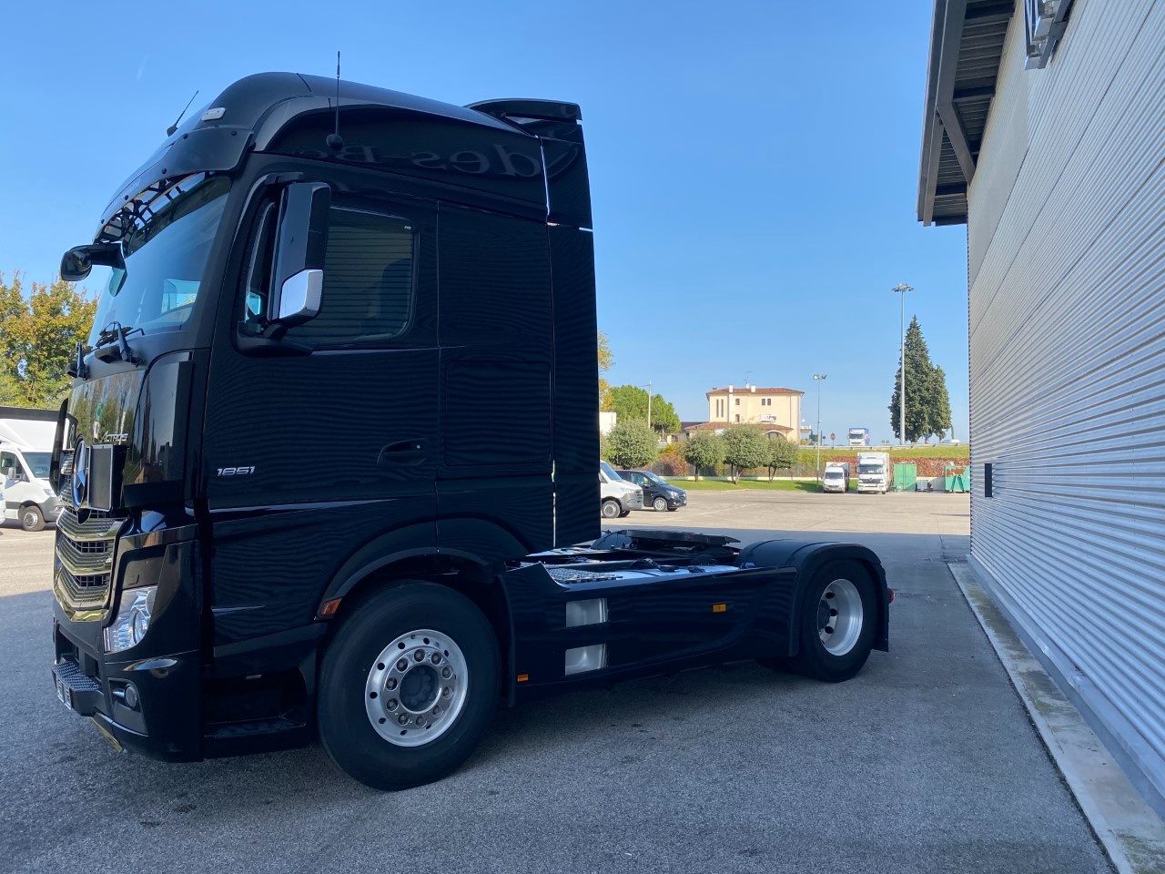 Mercedes Actros actros 1851 LS flat cab. Str.Sp. 2,5 EuroVI(E5) - 4