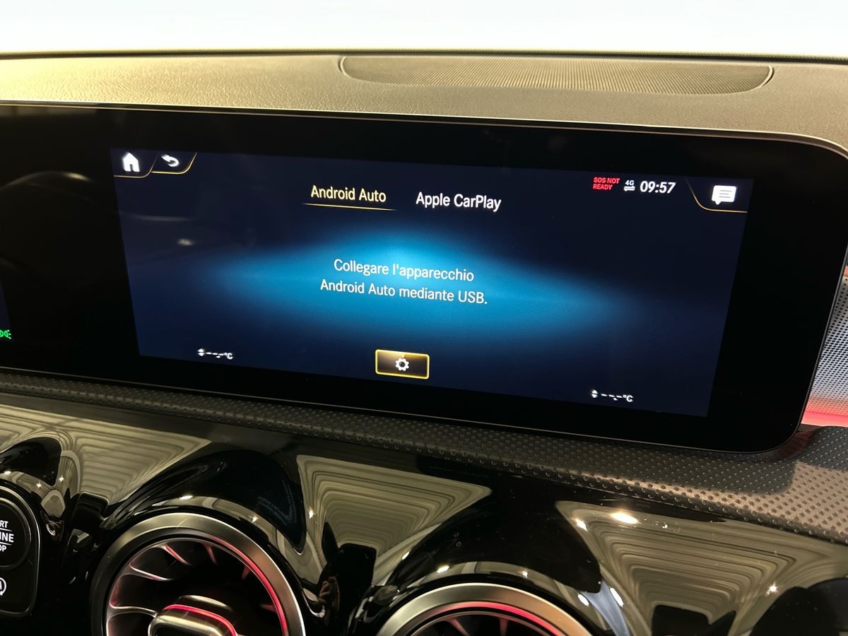 Mercedes Classe A Classe A 200 D Premium Night edition 8G-DCT - 12