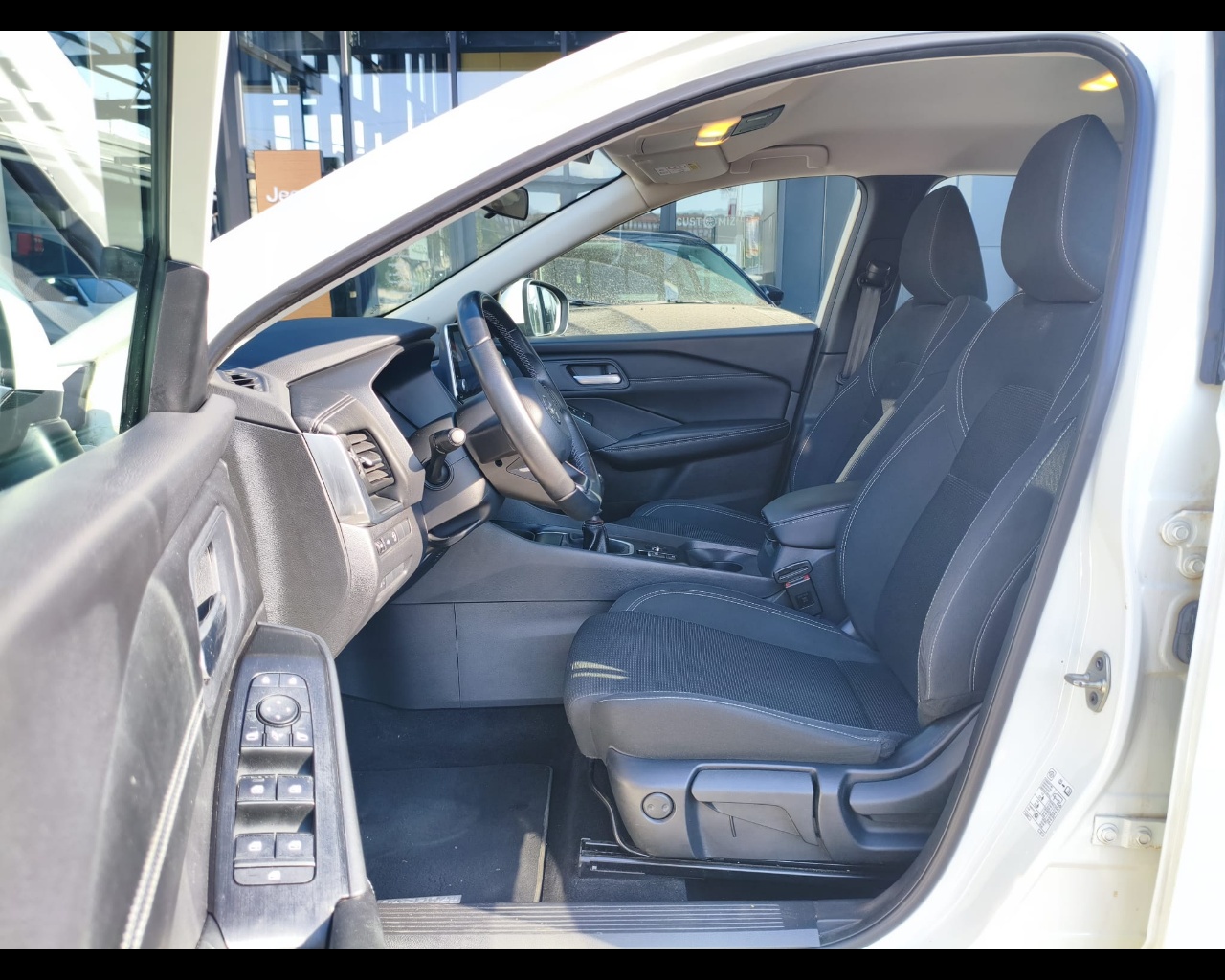 Foto NISSAN Qashqai 1.3 mhev Acenta 2wd 140cv