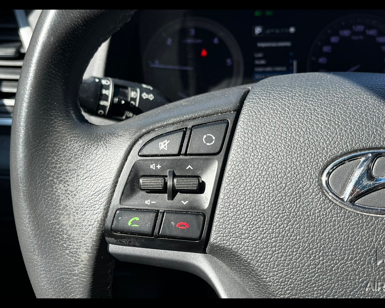 Foto HYUNDAI Tucson 1.7 crdi Xpossible 2wd 141cv dct