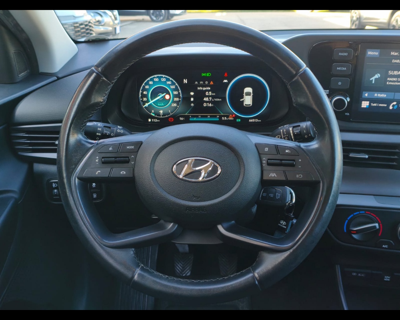 Foto HYUNDAI i20 1.0 t-gdi 48V Connectline imt