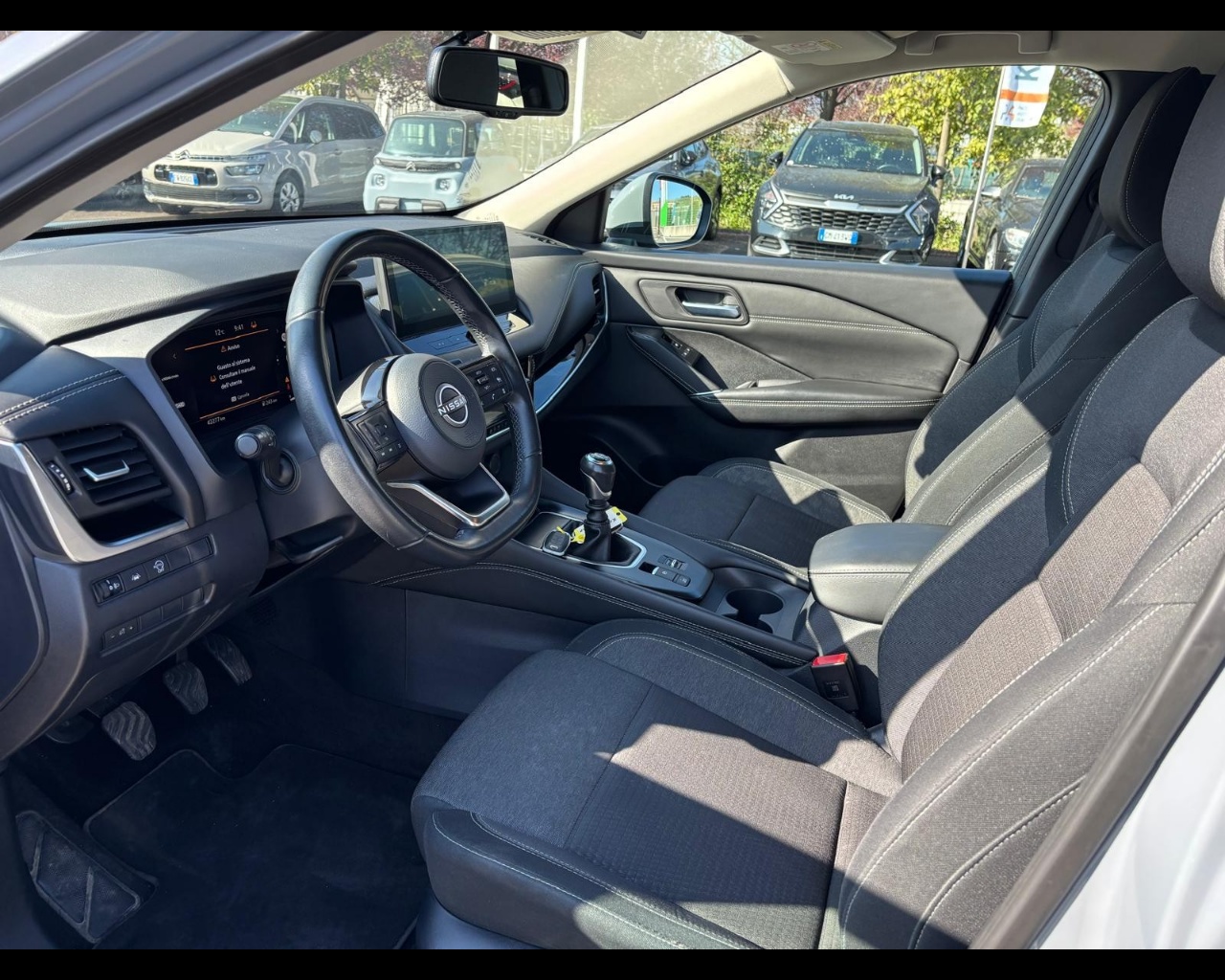 Foto NISSAN Qashqai 1.3 mhev N-Connecta 2wd 140cv