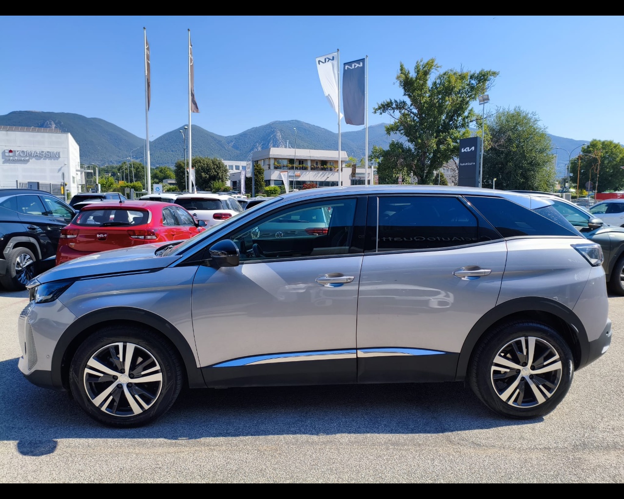Foto PEUGEOT 3008 1.5 bluehdi Allure s&s 130cv eat8