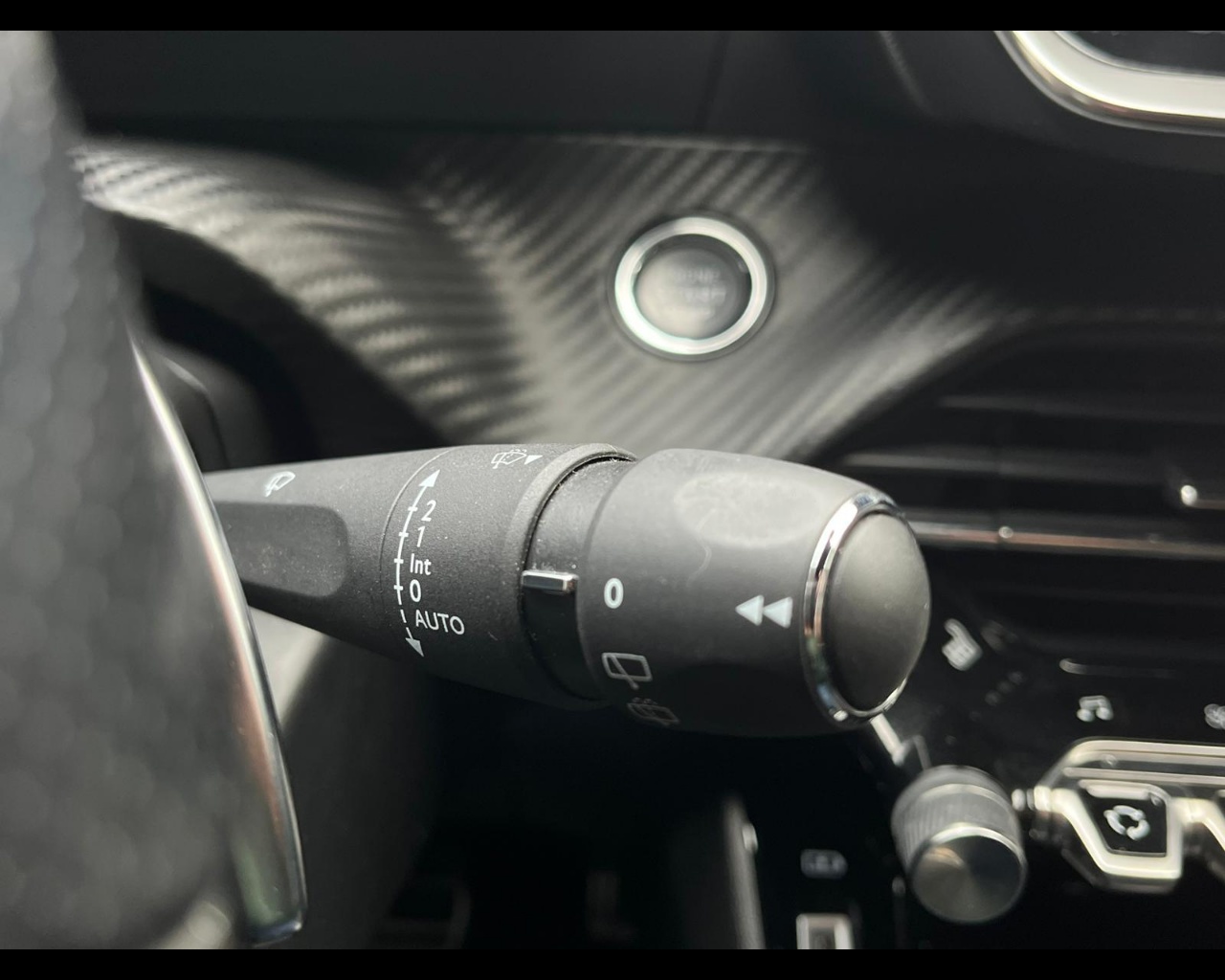 Foto PEUGEOT  2008 1.5 bluehdi GT Pack s&s 130cv eat8