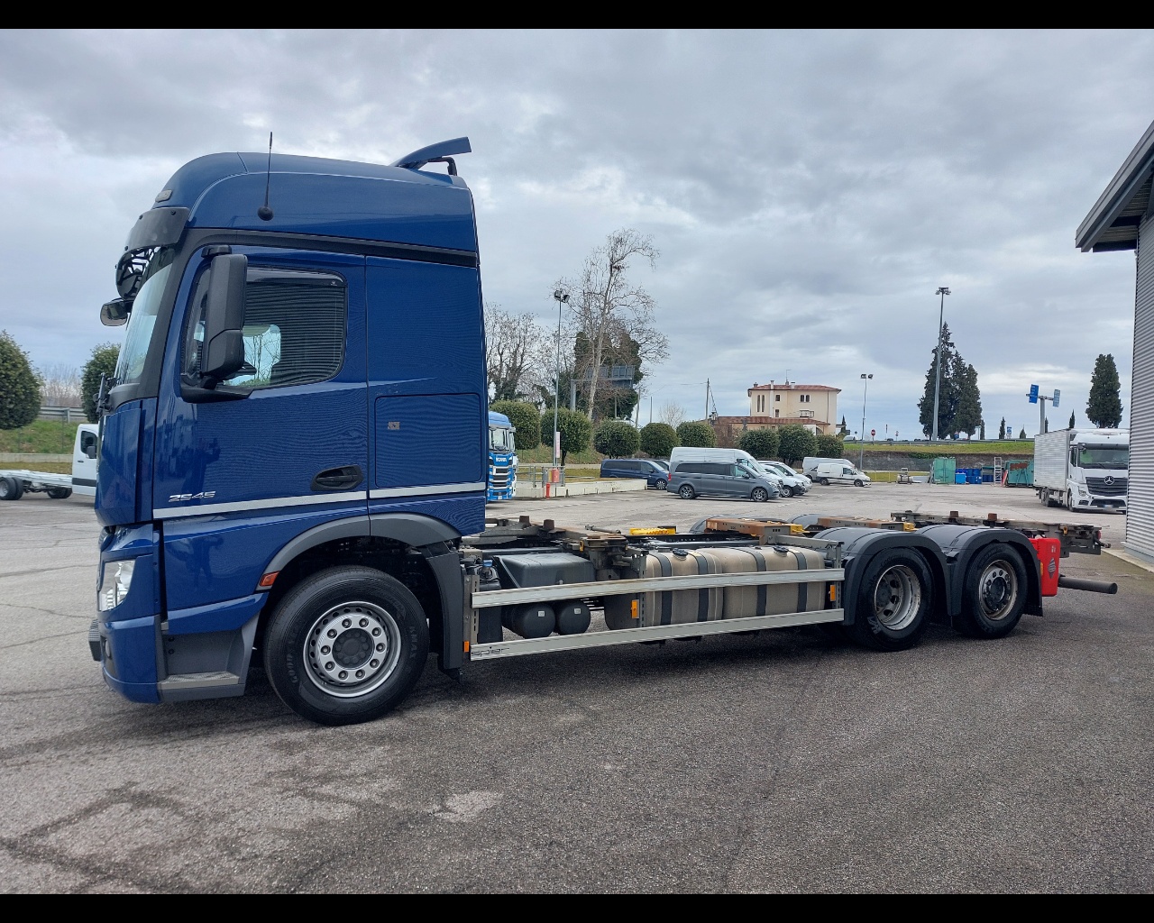 Mercedes  Actros 5 distribuzione 2545 L 6x2 - 4
