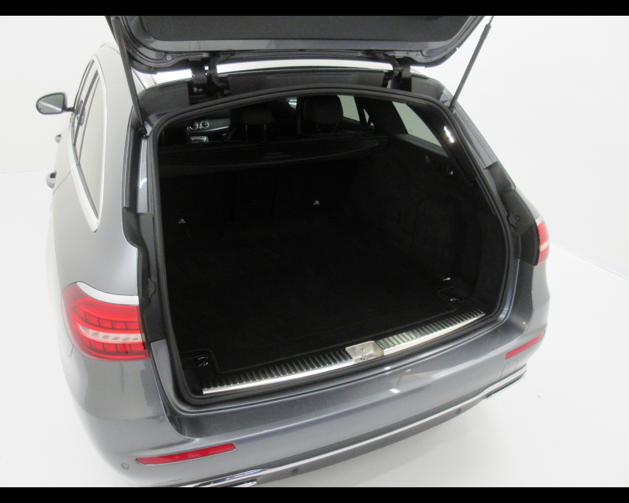 Mercedes Classe E Station Wagon Classe E Station Wagon 220 Business Sport 9G-Tronic Plus - 9