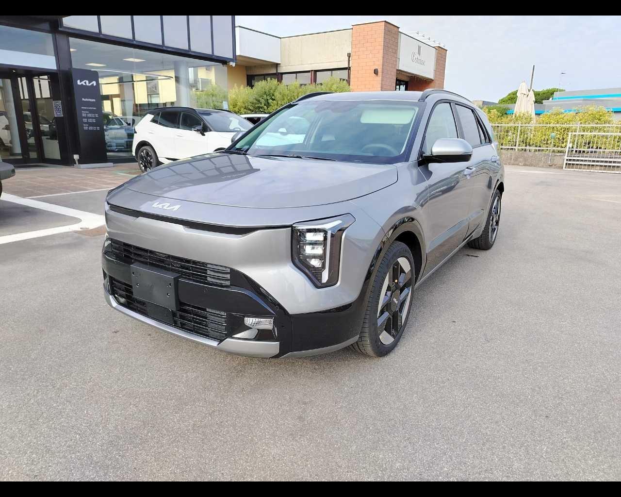 Kia Niro Nuovo Ibrido benzina Niro Este