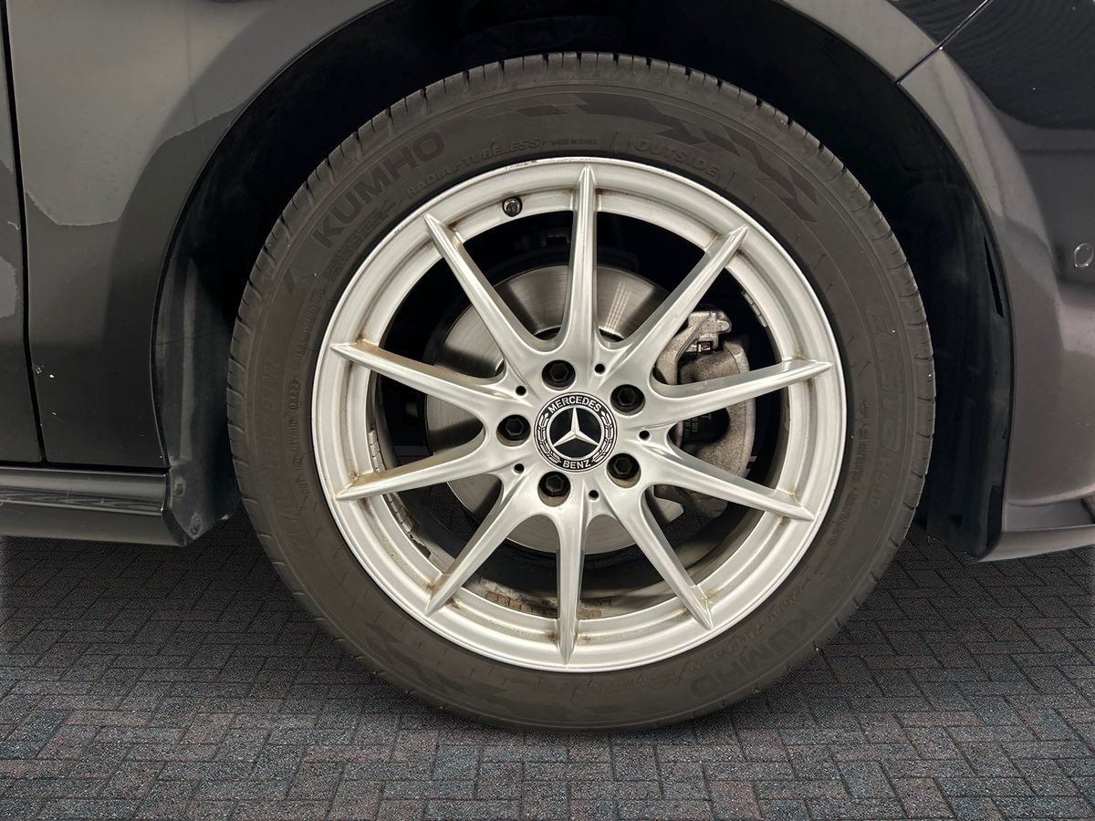 Mercedes CLA Shooting Brake CLA Shooting Brake 180 D Business 7G-DCT - 17