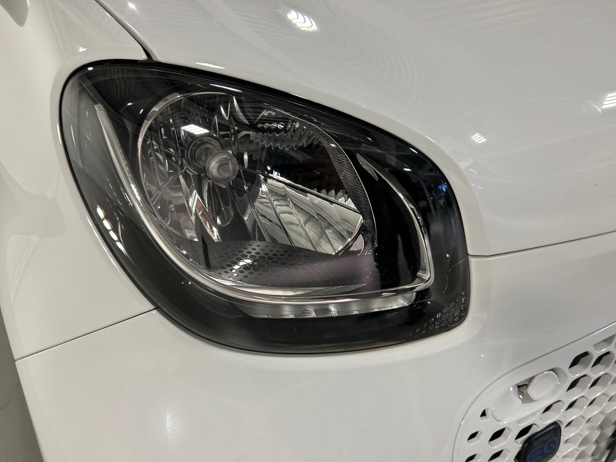 smart fortwo fortwo 22kW EQ Passion - 7