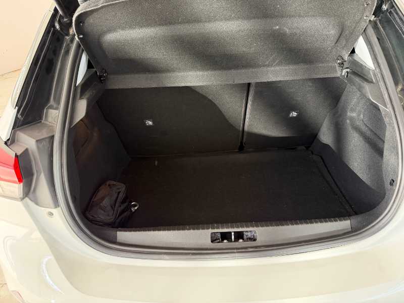 Corsa Vi 2020 - Corsa 1.5 Gs Line S&s 100cv