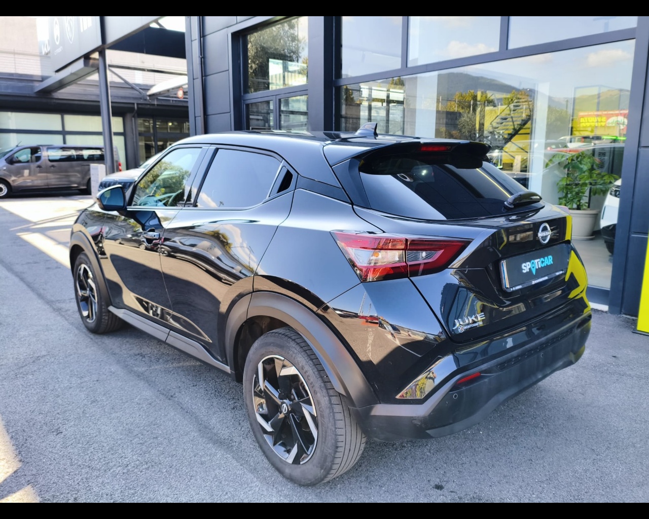 Foto NISSAN Juke 1.0 dig-t N-Connecta 114cv