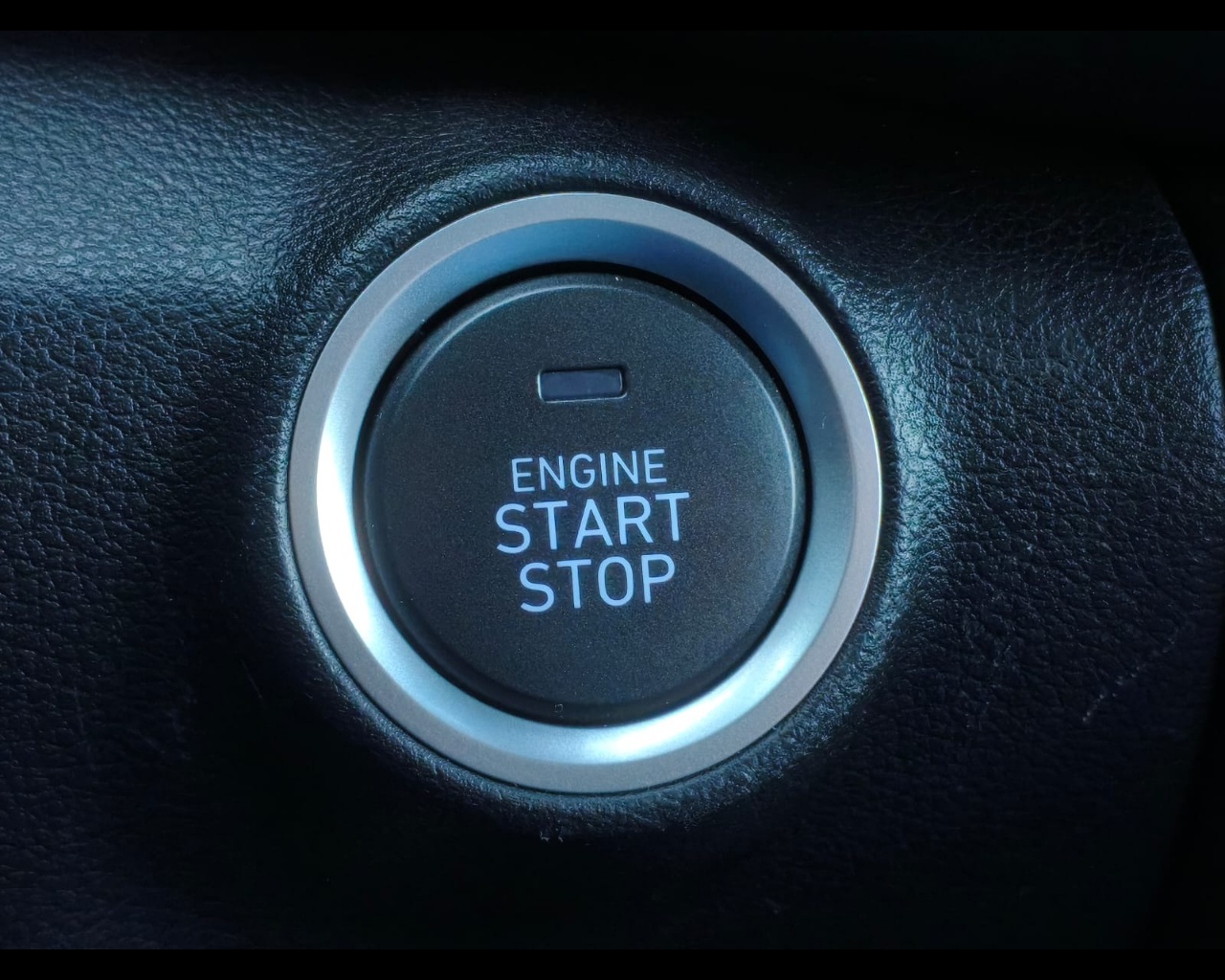 Foto HYUNDAI Kona 1.0 t-gdi 48V Xline Style Pack 2wd 120cv imt