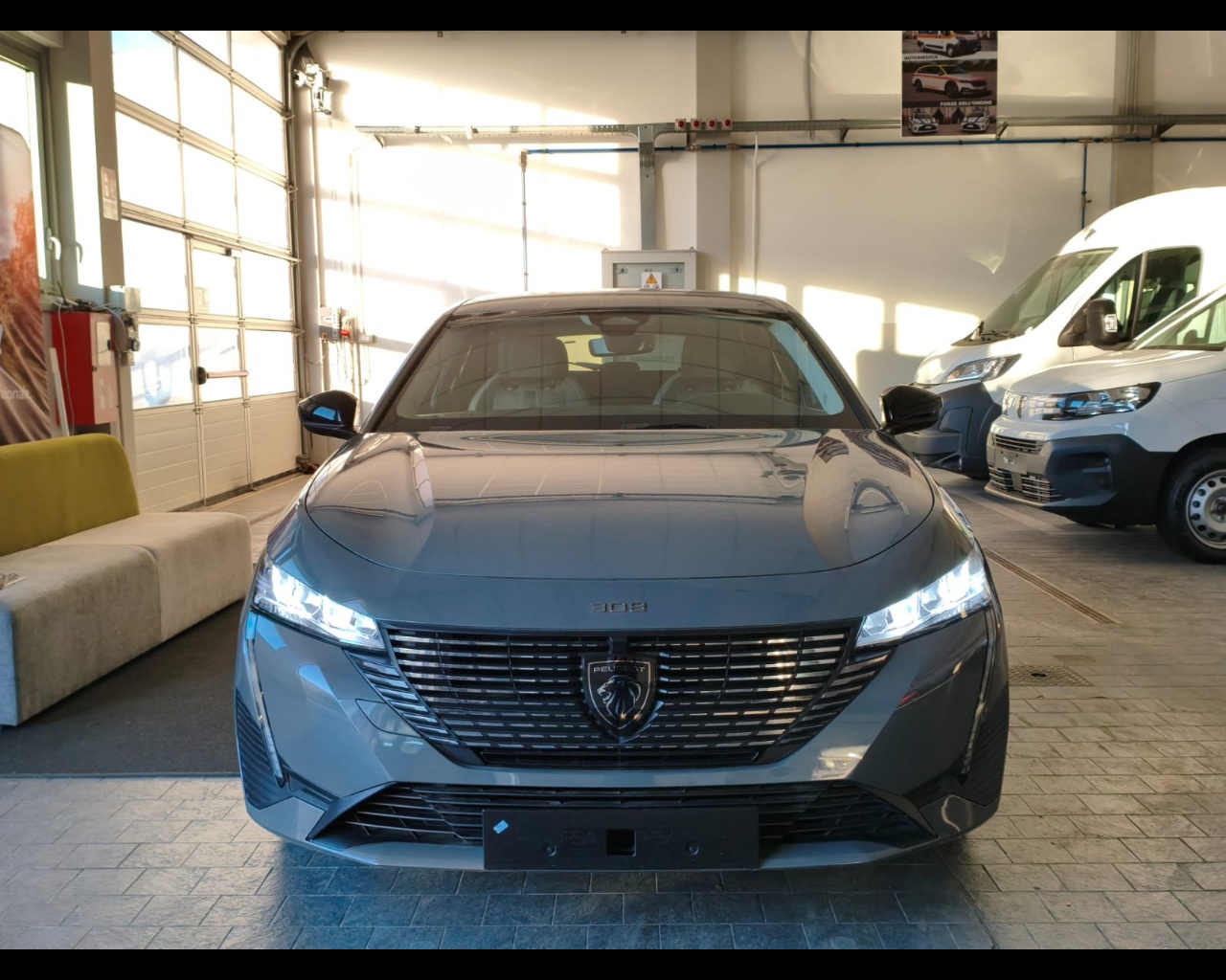 Foto PEUGEOT 308 SW 1.5 bluehdi Allure s&s 130cv eat8