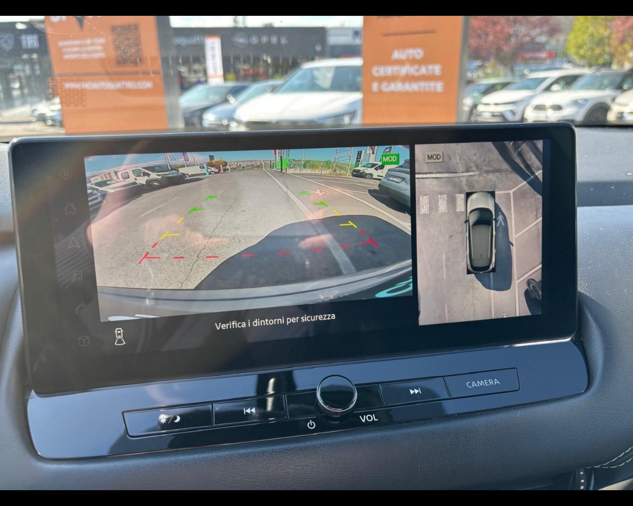 Foto NISSAN Qashqai 1.3 mhev N-Connecta 2wd 140cv