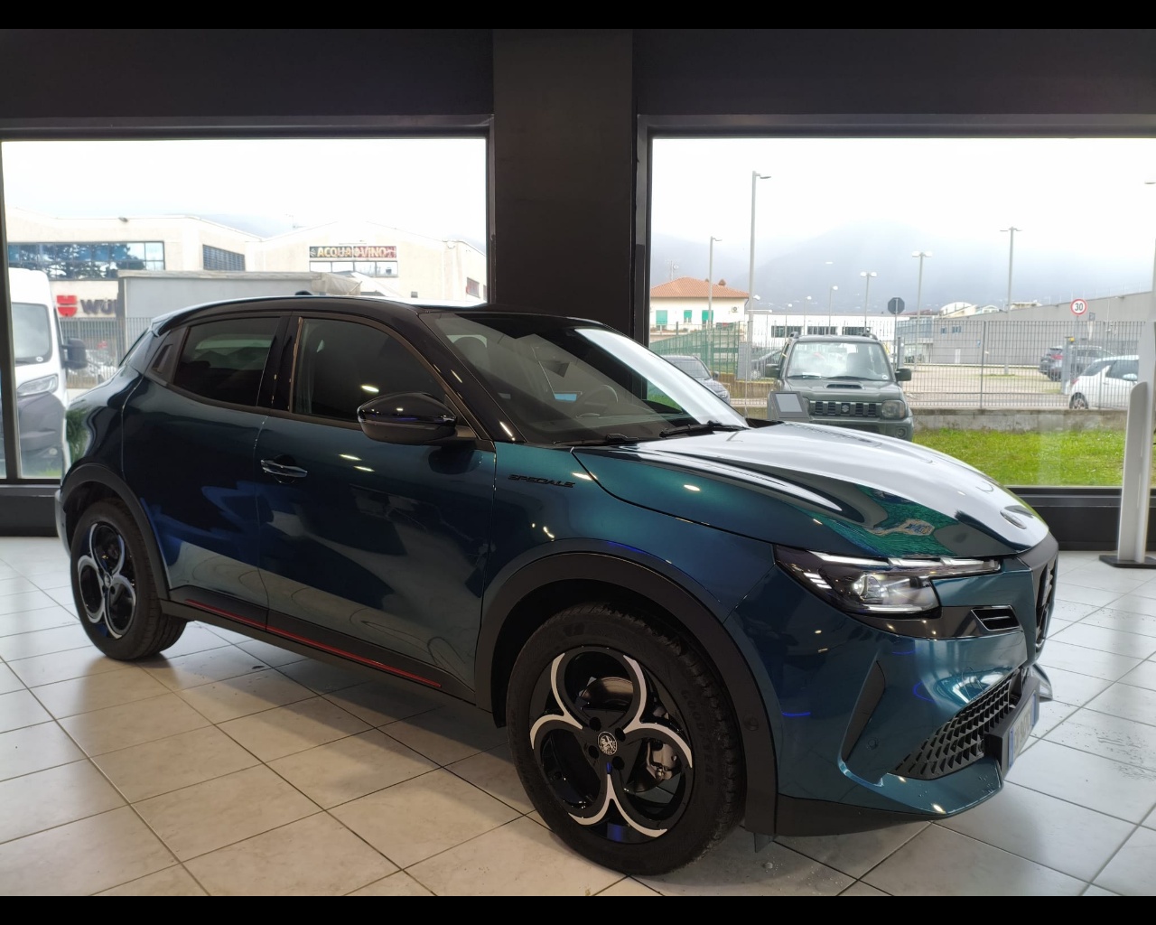 Foto ALFA ROMEO Junior 1.2 ibrida Speciale 145cv edct6